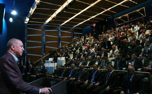 Cumhurbaşkanı Recep Tayyip Erdoğan, "Ahıska Türklerinin durumunu çok yakından takip ediyoruz. Ahıska Türklerinin yıll