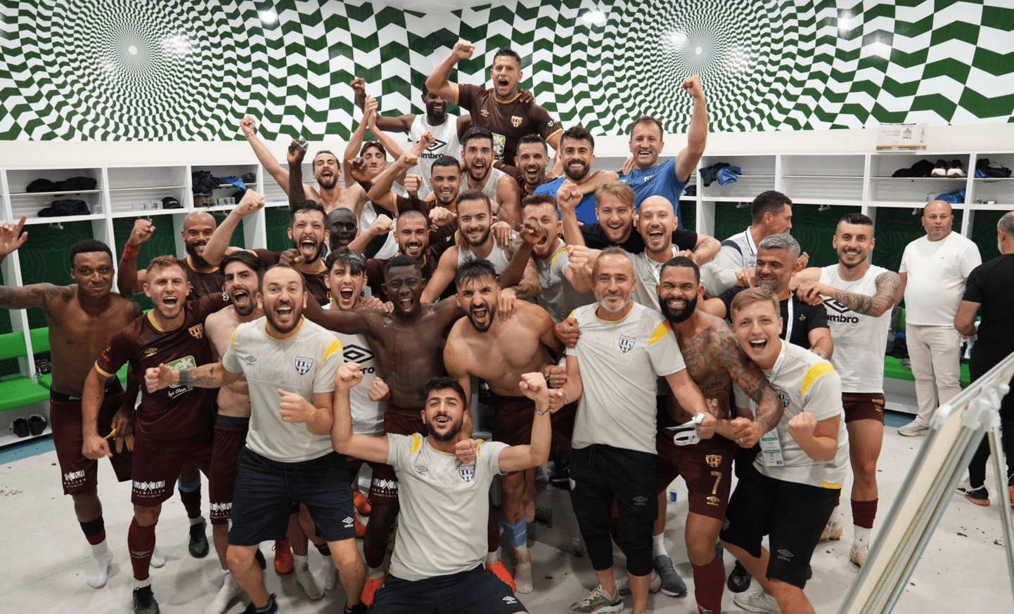 Bandırmaspor, Trendyol 1. Lig’in 4. haftasında bugün Sakaryaspor’u konuk edecek. Karşılaşma, Bandırma 17 Eylül Stadyumu’nda saat 17.00’de başlayacak.