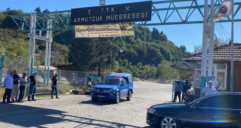 Ereğli ilçesinin Kandilli mevkisindeki maden ocağında meydana gelen göçükle ilgili hem kurum içerisinde hem de savcılık tarafından soruşturma başlatılacak.
