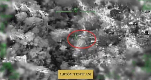 Milli Savunma Bakanlığı (MSB), Pençe-Kilit Operasyonu alanında belirlenen 5 PKK militanının hava saldırısıyla etkisiz hale getirildiğini duyurdu.