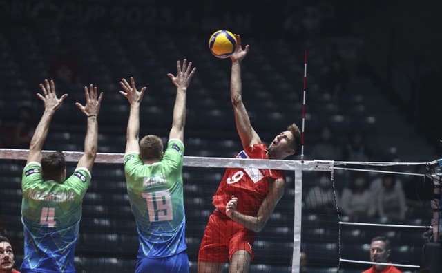 A Milli Erkek Voleybol Takımı, Japonya’da düzenlenen Paris 2024 Olimpiyat Oyunları Elemeleri B Grubu ikinci maçını Sloveny