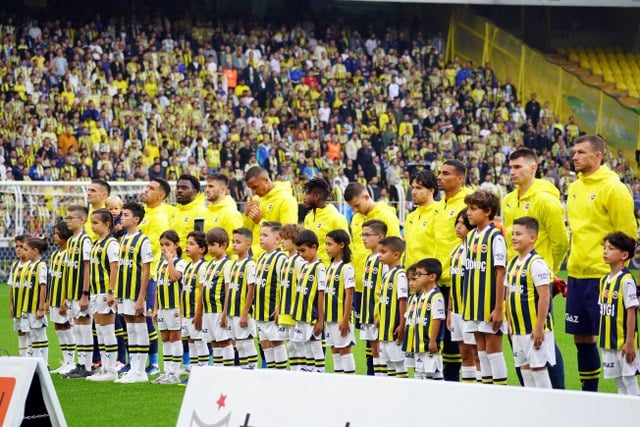 Fenerbahçe, galibiyet serisini sürdürüyor