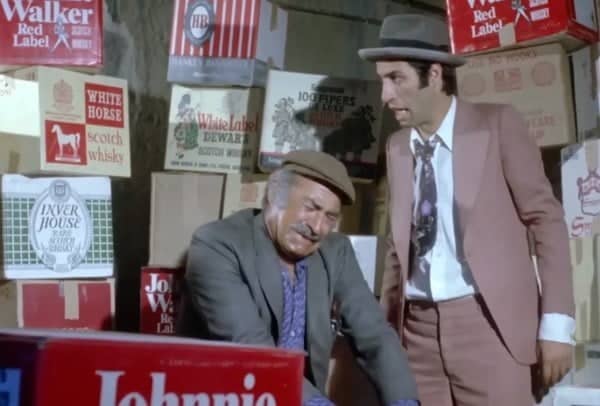 Kemal Sunal, Türk oyuncu, yapımcı, senarist ve komedyendir. Türk sinemasının en başarılı ve unutulmaz oyuncularından biri olarak kabul edilmektedir.