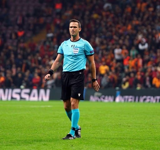 UEFA Şampiyonlar Ligi'nde oynanacak Manchester United-Galatasaray karşılaşmasında hakem belli oldu. Slovakya Futbol Federasyon