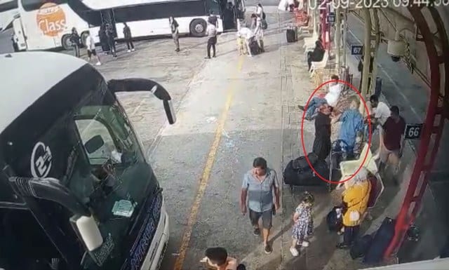Bursa'da terminalde otobüs bekleyen iki yolcu arasında tartışma çıktı. Çıkan tartışma sırasında kalp hastası olan iki taraf da kalp krizi ge