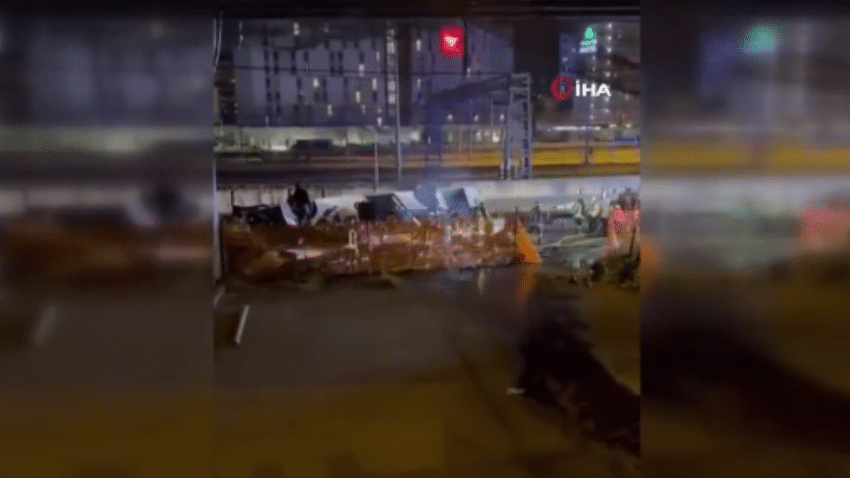 İtalya’nın Venedik kentinde bir otobüsün üst geçitten düşmesi sonucu 20 kişinin hayatını kaybettiği açıklandı.
