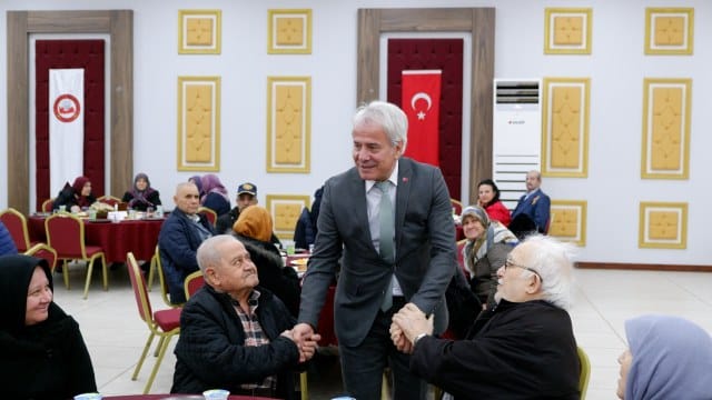 Güney, “Et tırnak gibi olmalıyız”