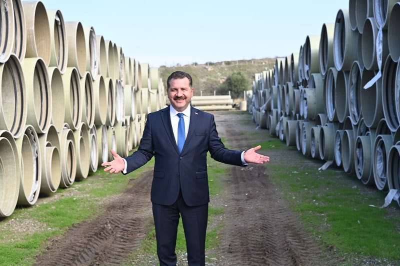 Büyükşehir Belediyesi, Balıkesir’de tarımsal sulama yapılan 11 bin hektarlık alanı 4,5 yılda 71 bin 584 hektara çıkararak tarımsal sulamanın en yoğun olarak yapıldığı ikinci şehir oldu. Balıkesir Büyükşehir Belediye Başkanı Yücel Yılmaz, içme suyuna yaptığı yüzde 15’lik indirimin ardından tarımsal sulamada da suya yüzde 15 indirim yaptıklarını müjdeledi.