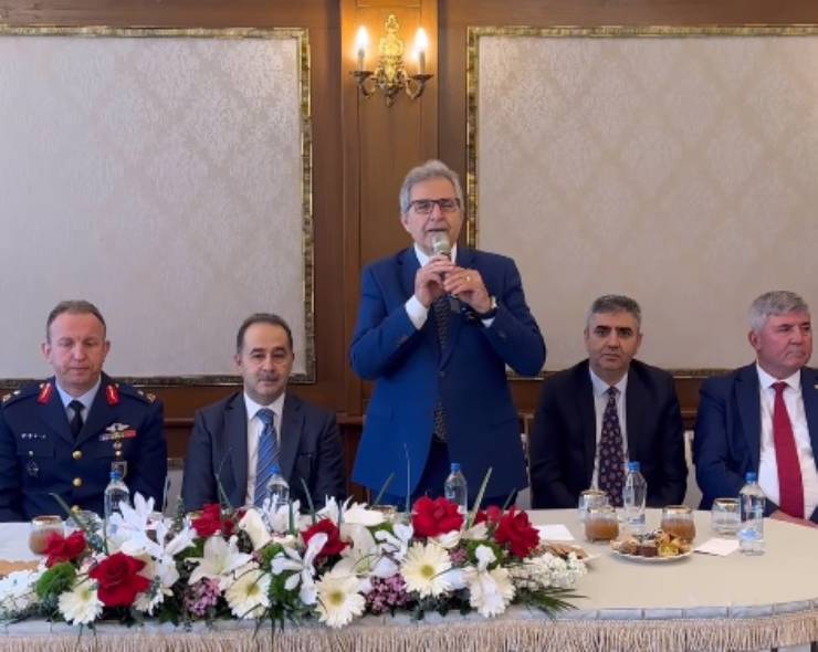 Bandırma'da Bayram Coşkusu ve Birlik Mesajları