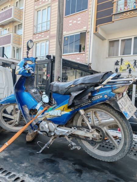 Bandırma'da Motosiklet Kazası; Bir Genç Hayatını Kaybetti
