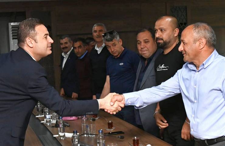 Başkan Akın'dan Muhtarlara Özel Önem Vurgusu