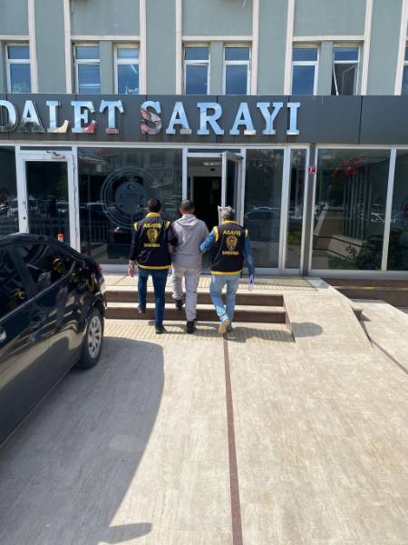 Bandırma'da Motosiklet Hırsızlığı İki Şüpheli Tutuklandı