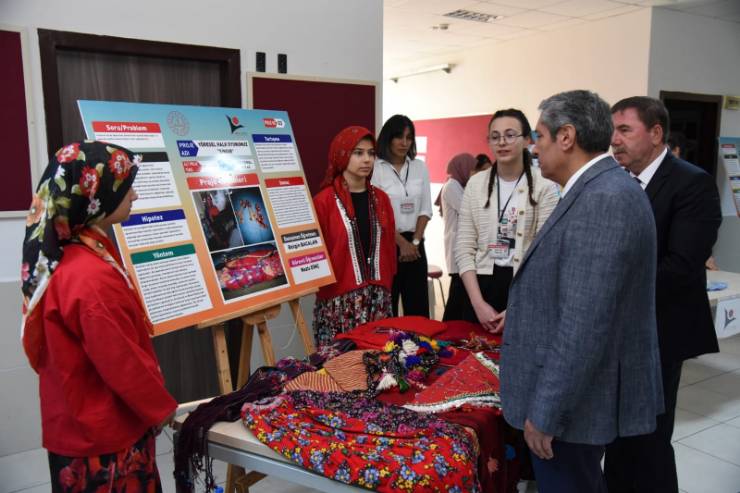 Müdür Tatlı Susurluk'ta Okulları Gezdi