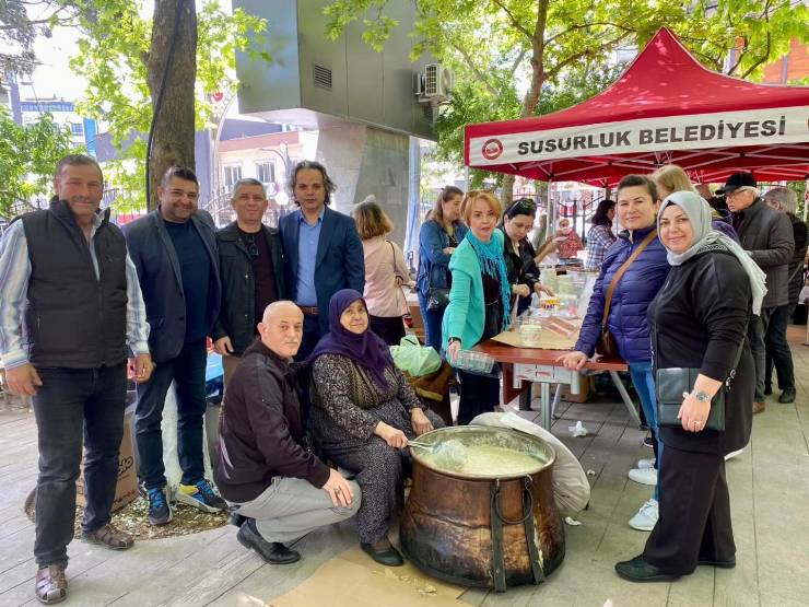 Susurluk'ta Özel Eğitim Öğrencileri İçin Anlamlı Kermes