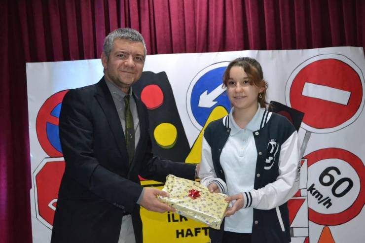 Susurluk'ta Trafik ve İlk Yardım Bilinci Arttı