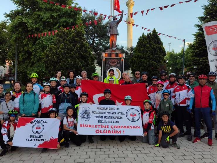 Muammer Köken, İlçe Emniyet Müdürü Mehmet Çatak, İlçe Gençlik ve Spor Müdürü Haydar Çetinkaya ve İlçe Milli Eğitim müdürü Sami Akoğlan