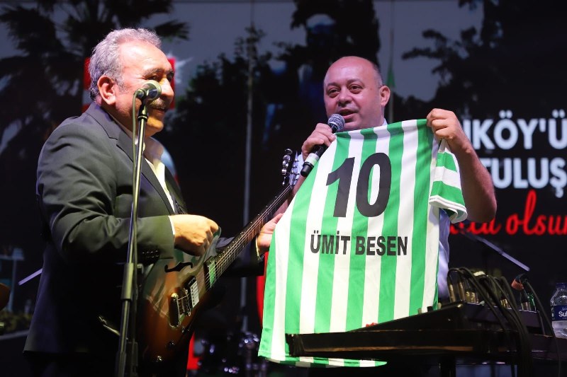 Gönen, Sarıköy, kurtuluş, Oya ve Çeyiz Festivali, Ümit Besen, Adamlar, Tuğba Yurt, Derya Bedavacı, Gönen Belediyesi, iğne oy