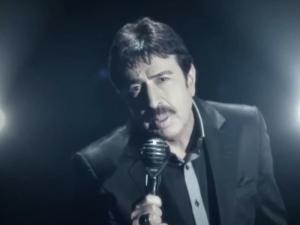 Ahmet Selçuk İlkan, söz yazarı, şair, melodi şiir, Türk müziği, şiir albümü, Gülten İlkan, Cemre İlkan