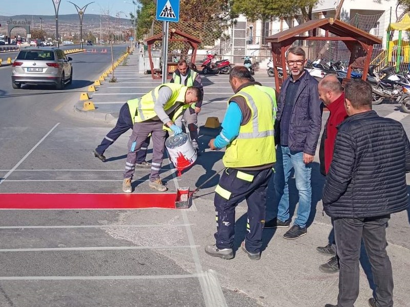 Bigadiç'te Yaya Güvenliği İçin Trafik Önlemleri Arttırılıyor