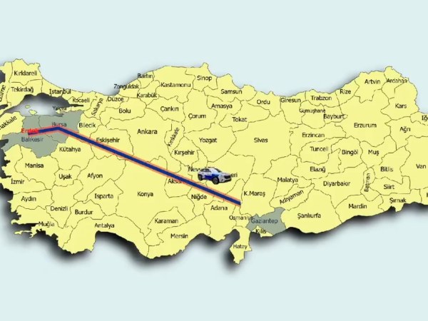 Erdek ilçesinden çaldıkları otomobil karşılığında fidye isteyen şahıslar tutuklanarak ceza evine gönderildi.