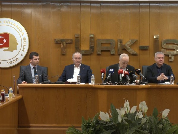 Türk-İş, asgari ücret, adil komisyon, sendika, işçi hakları, DİSK, Hak-İş, CHP, antidemokratik yapı