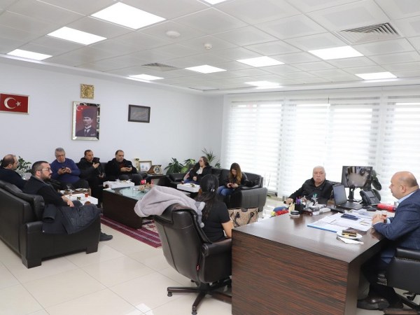 Başkan İbrahim Palaz, 10 Ocak Çalışan Gazeteciler Günü Vesilesi İle Bölge Basınıyla Buluştu: Gönen İçin Yeni Projeler Yolda