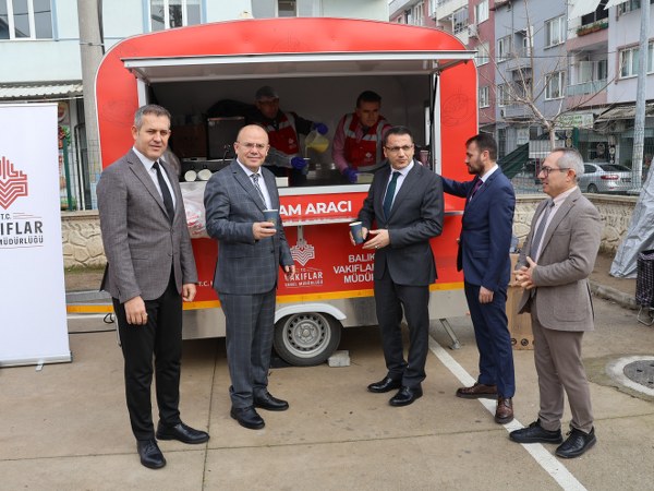 Susurluk'ta Mobil Müze ve Gezici Kütüphane Etkinliği Düzenlendi
