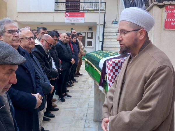 Ünlü Davulcu Ahmet İzgi Hayatını Kaybetti