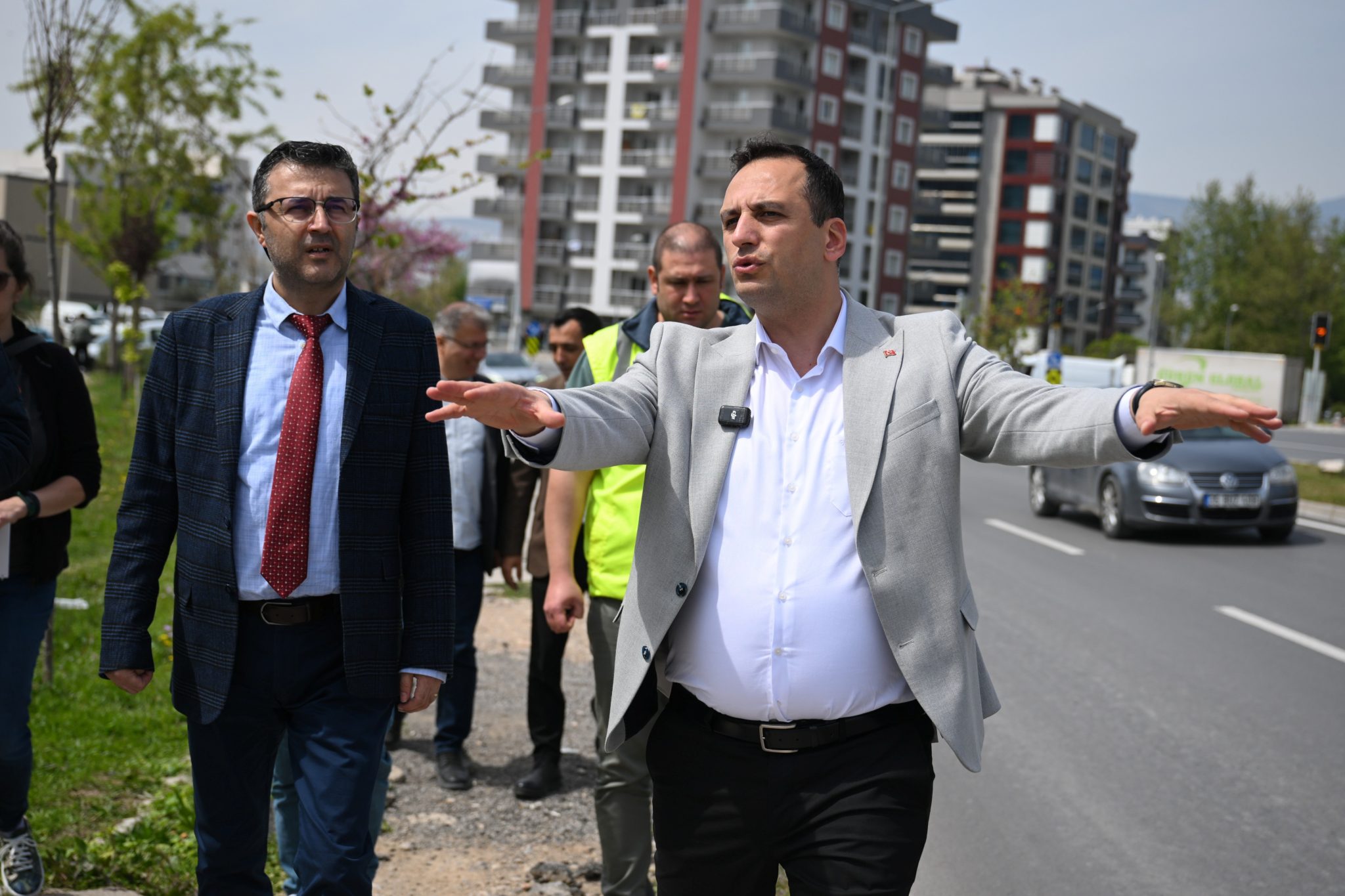 1425528869