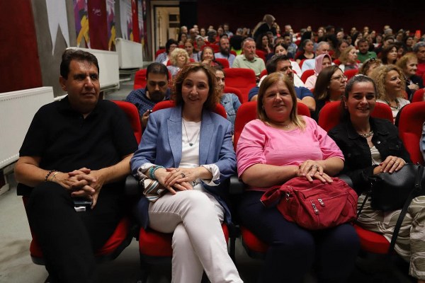 34. BANDIRMA KUŞCENNETİ FESTİVALİ TİYATROYLA COŞTU