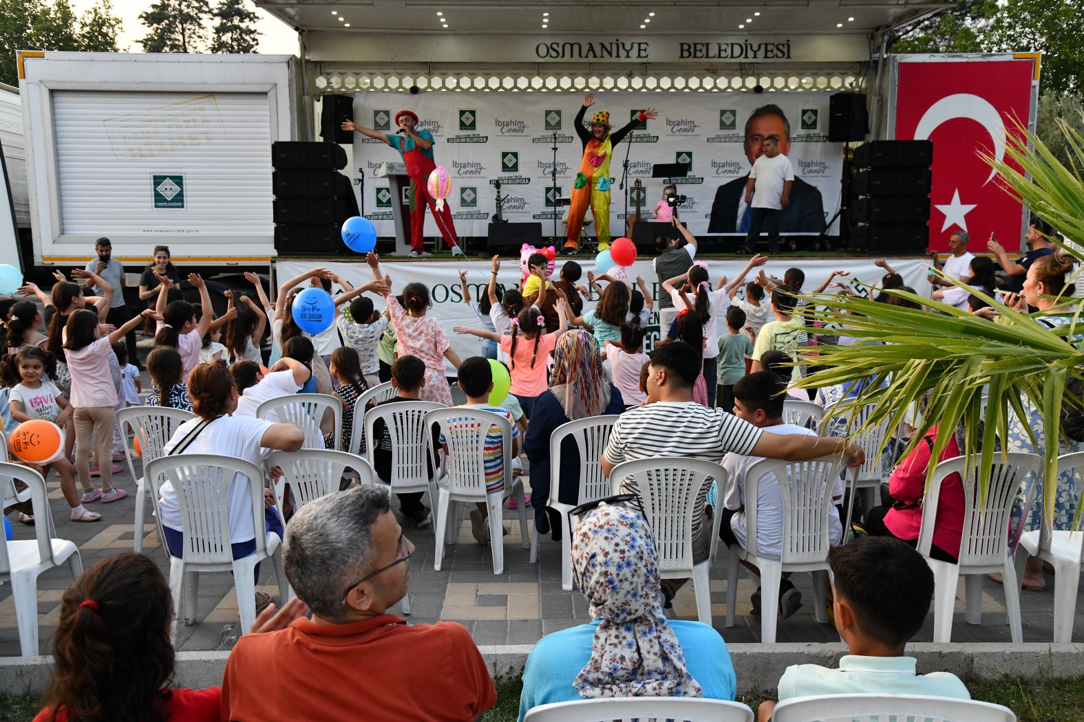 Osmaniye'de Bayram Kutlaması