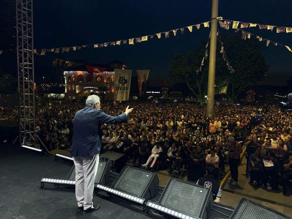 Kuşcenneti Festivali Derya Bedavacı İle Final Yaptı
