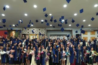 Manyas MYO’da Mezuniyet Coşkusu Yaşandı