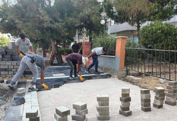 BANDIRMA’DA HİZMET SEFERBERLİĞİ SÜRÜYOR