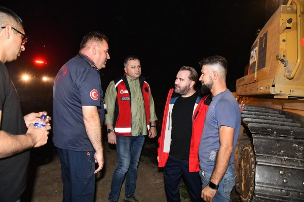 Büyükşehir Tek Yürek Oldu