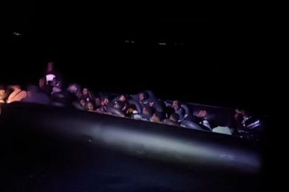 Ayvalık'ta 42 Göçmen Yakalandı