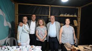 Edremit’te Kadın Emeği Çarşısı kuruldu.