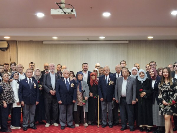 Balıkesir’de gaziler onuruna anlamlı program