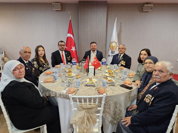 Balıkesir’de gaziler onuruna anlamlı program
