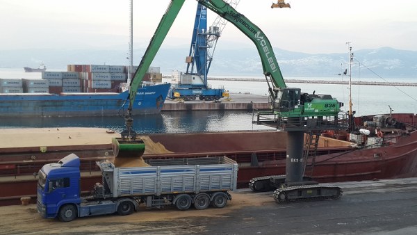 Bandırma Limanı’nda gümrük gelirleri 2,3 milyar TL’yi geçti