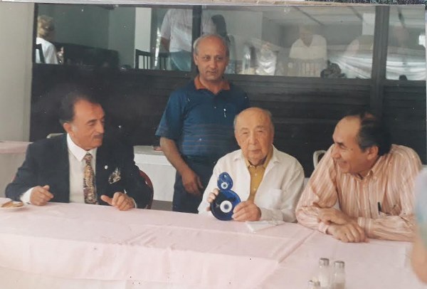EKONOMİ PROFESÖRÜ!..