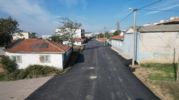 BANDIRMA’DA DEĞİŞİM RÜZGÂRI MAHALLELER BAŞTAN AŞAĞI YENİLENİYOR