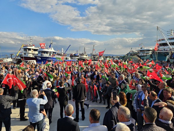 Erdek’ten Dünyaya Vicdan Mesajı