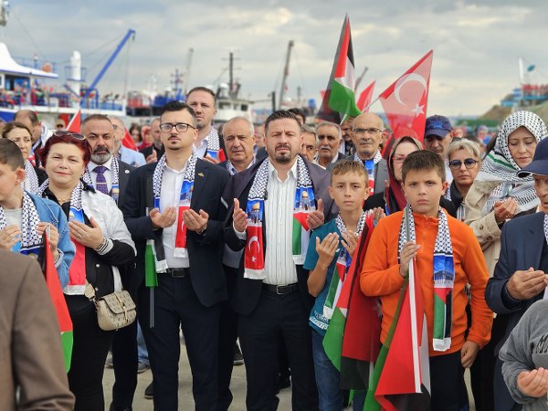 Erdek’ten Dünyaya Vicdan Mesajı