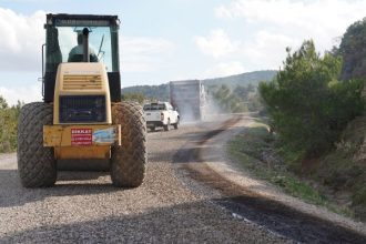 Büyükşehir ile yollar mevsim şartlarına hazırlanıyor
