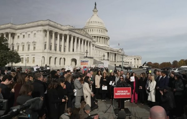 Epstein Dosyalarının Açıklanması Yasalaşıyor