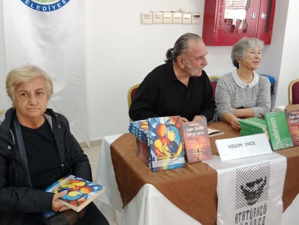 Gönen'de Kitap Dostlarından Anlamlı Burs Desteği