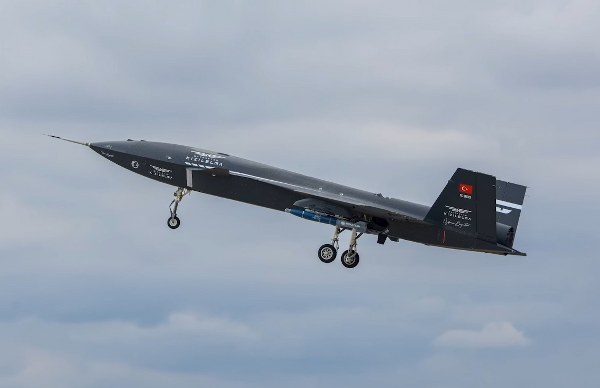 Kızılelma After Burner testiyle tam güç kalkış yaptı