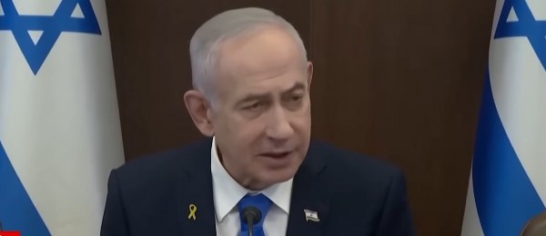 İsrail, Lübnan'daki ateşkesi ihlal ederek ABD'nin 5 milyon dolar ödül koyduğu Hizbullah komutanı Heysem Ali Taba Tabayi'yi Beyrut'ta hedef aldı. Netanyahu saldırıların devam edeceğini açıklarken, uzmanlar İsrail'in çok cepheli savaş stratejisini değerlendiriyor.