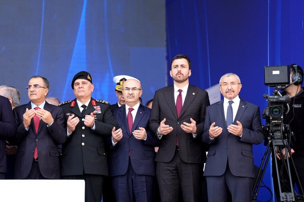  AK Parti’li Öztaylan’ın İstanbul Maratonu 9 bin 200 Araç Teslim